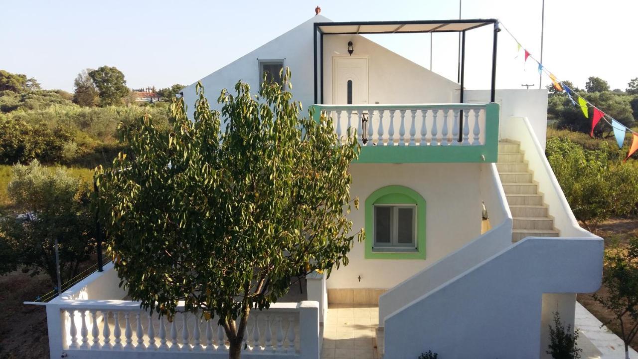 Natalya Apartment Ликсури Екстериор снимка